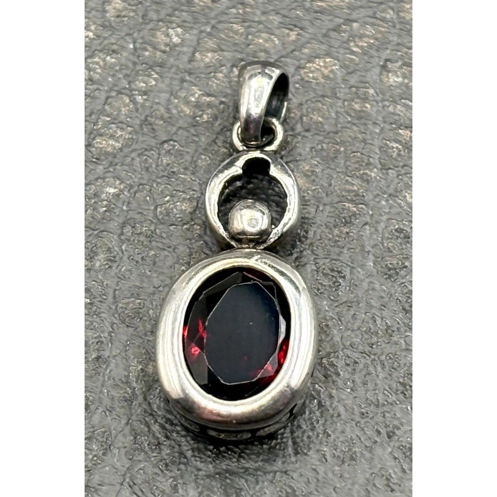 Vintage Lucas Lameth Garnet Oval Pendant Sterling Silver Gemstone Charm Boho